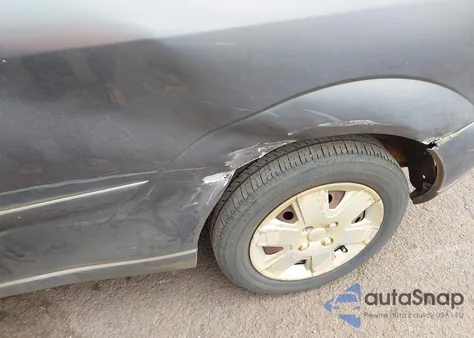 2006 Ford Focus Zx3 из США, поврежденный, VIN 1FAFP31N06W147609